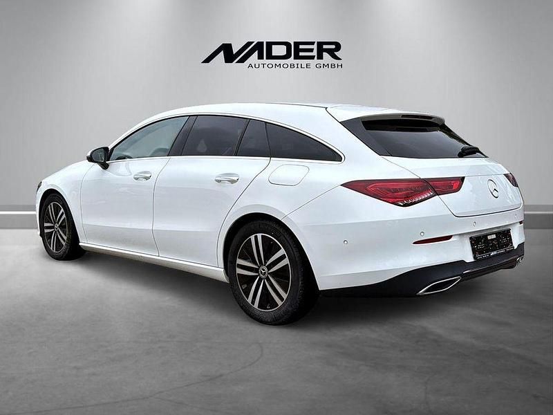 Gebraucht Mercedes CLA180 116 PS (85 kW) 2021 Weiß Limousine