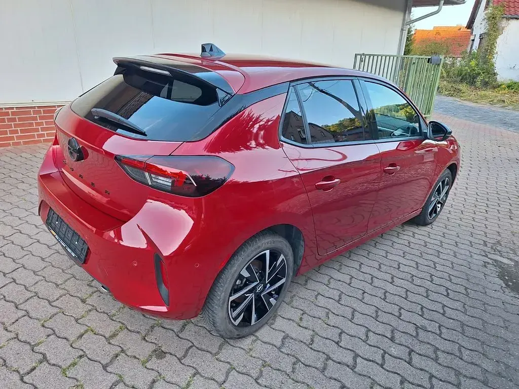 Gebraucht Opel Corsa 101 PS (74 kW) 2025 Peperoncino red Kleinwagen