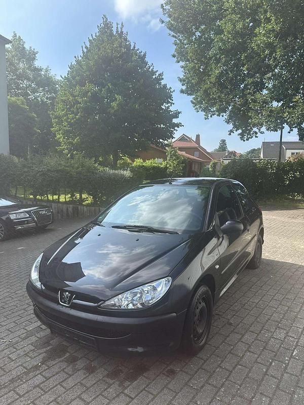 Schwarz Gebraucht 2007 Peugeot 206 Kleinwagen | 700 € (Guter Preis) - Bild 1/4