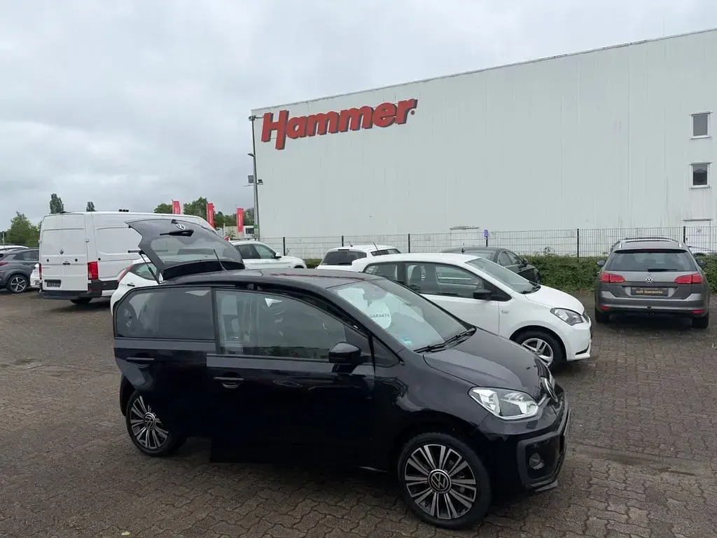 Second-hand VW up! Active 65 CP (47 kW) 2023 Negru Hatchback