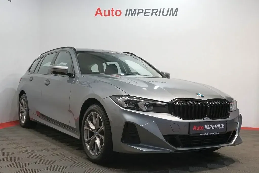 Gebraucht BMW 320 Shadowline 190 PS (139 kW) 2024 Grau Limousine