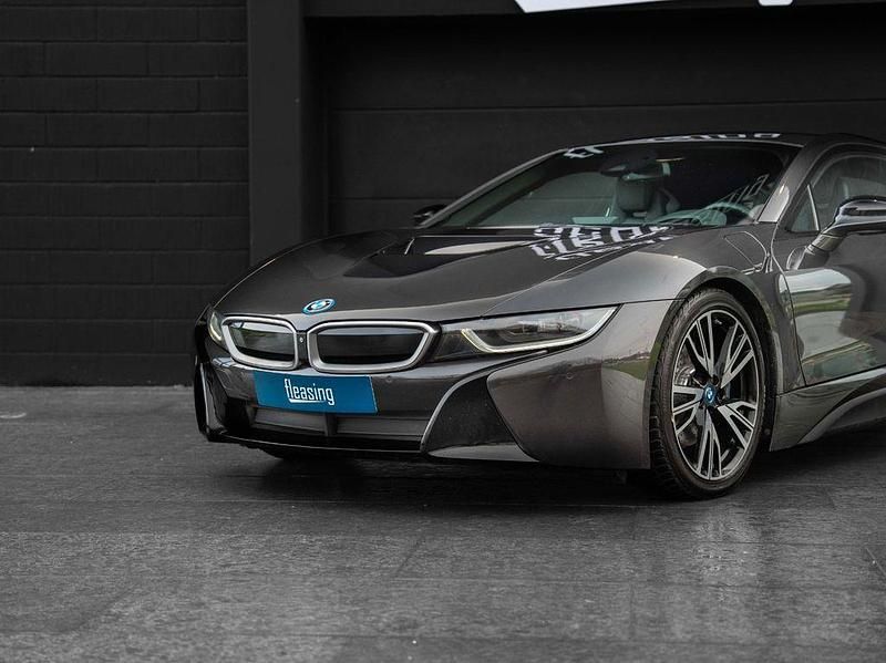 Gebraucht BMW i8 Performance 231 PS (169 kW) 2016 Grau Coupé