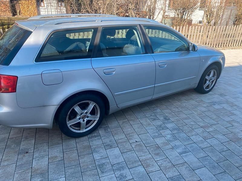 Gebraucht Audi A4 115 PS (84 kW) 2007 Silber Kombi