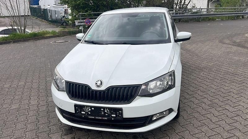Gebraucht Skoda Fabia Cool Edition 60 PS (44 kW) 2017 Weiß Kombi