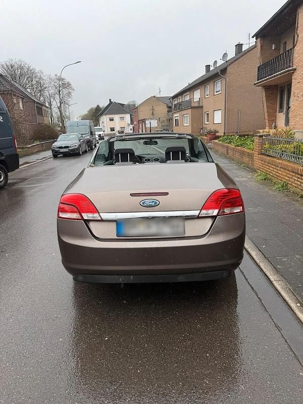 Gebraucht Ford Focus Cabriolet 101 PS (74 kW) 2007 Braun Cabrio