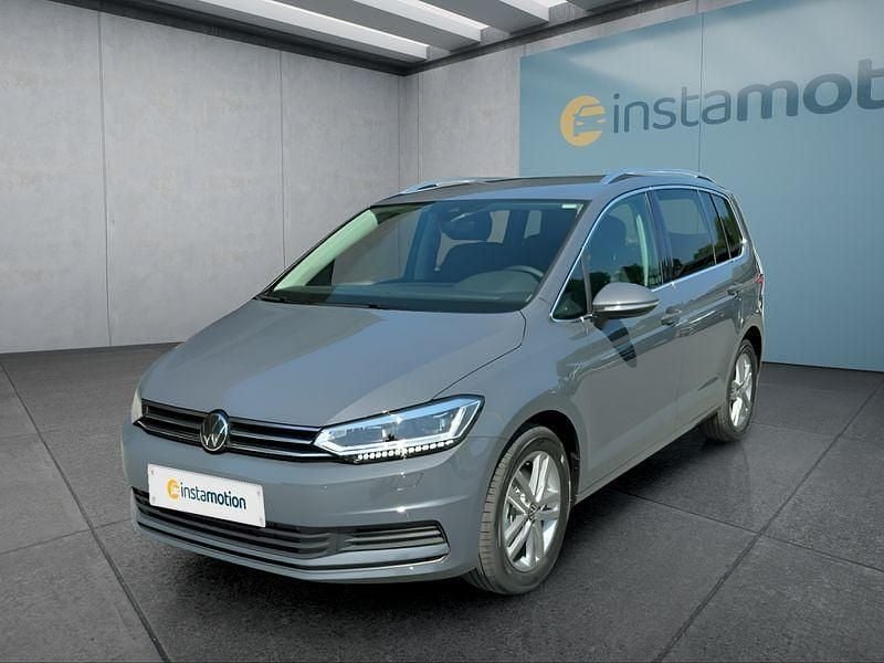 Neu VW Touran 150 PS (110 kW) 2025 Grau Van / Kleinbus