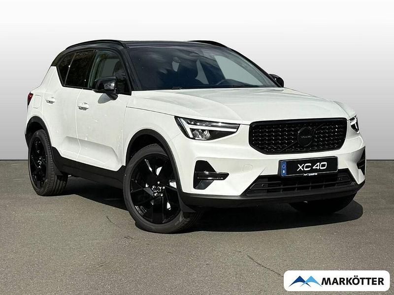 Neu Volvo XC40 Plus 163 PS (119 kW) 2025 Weiss SUV