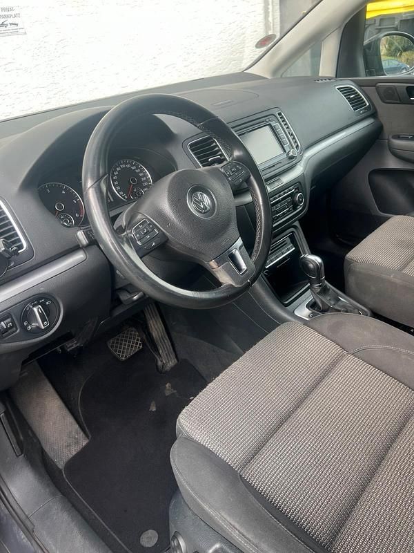 Gebraucht VW Sharan 150 PS (110 kW) 2011 Grau Van / Kleinbus
