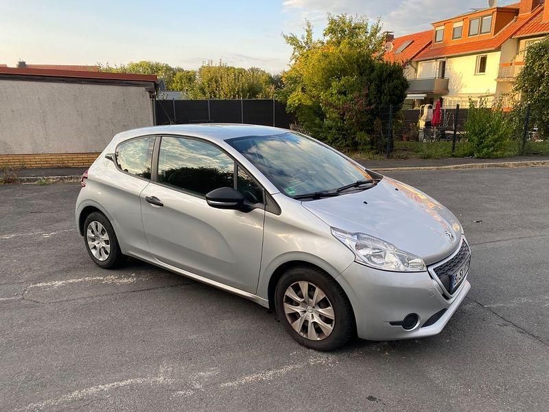 Silber Gebraucht 2014 Peugeot 208 Kleinwagen | 3.000 € (Superpreis) - Bild 1/4