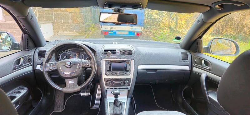 Gebraucht Skoda Octavia vRS 170 PS (125 kW) 2010 Grau Kombi