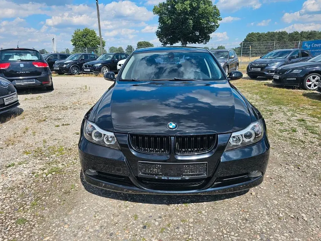 Gebraucht BMW 320 150 PS (110 kW) 2007 Schwarz Limousine