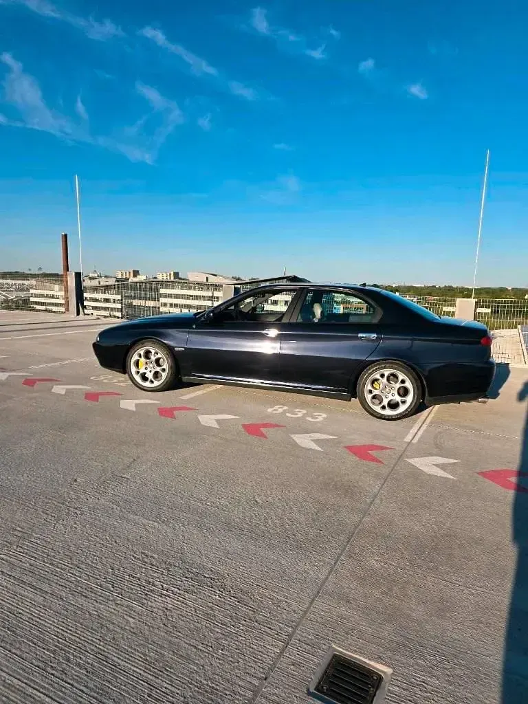 Gebraucht Alfa Romeo 166 220 PS (161 kW) 2002 Blau Limousine