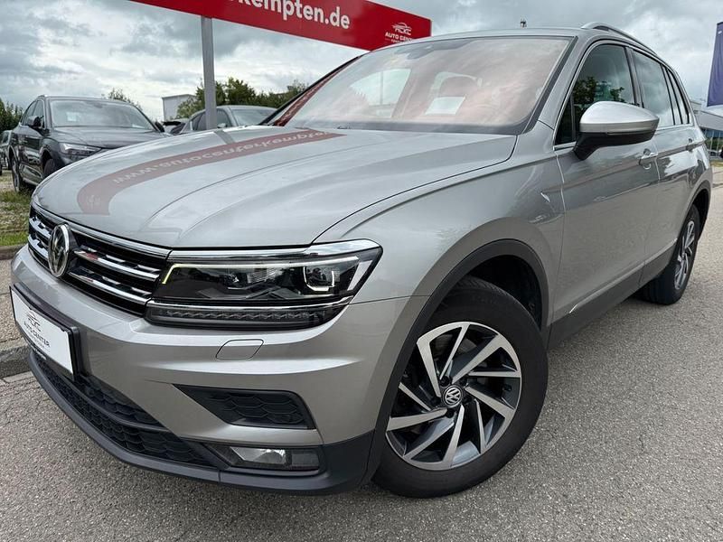 Silber Gebraucht 2018 VW Tiguan Sound SUV | 15.900 € (Guter Preis) - Bild 1/4