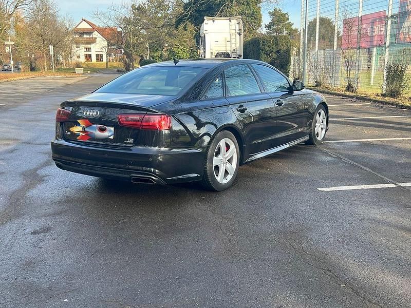Gebraucht Audi A6 Ambiente 326 PS (239 kW) 2018 Schwarz Limousine