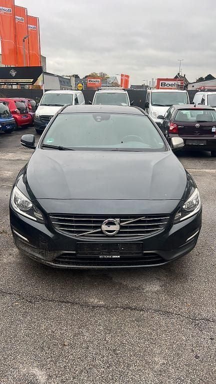 Grau Gebraucht 2013 Volvo V60 Kombi | 4.499 € (Guter Preis) - Bild 1/4