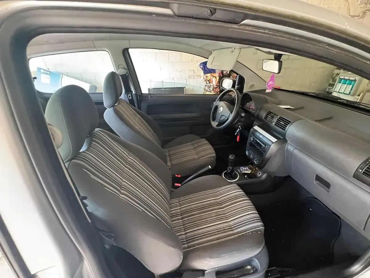 Gebraucht VW Fox 75 PS (55 kW) 2007 Grau Kleinwagen