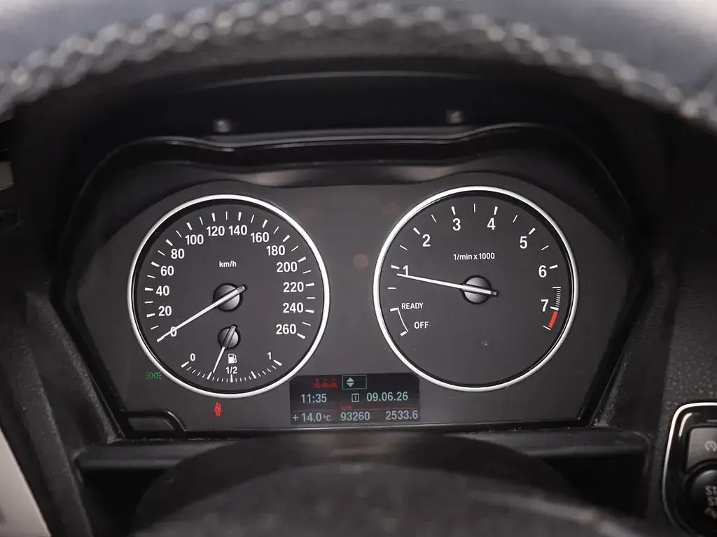 Gebraucht BMW 114 Performance 102 PS (75 kW) 2013 Weiß Kleinwagen