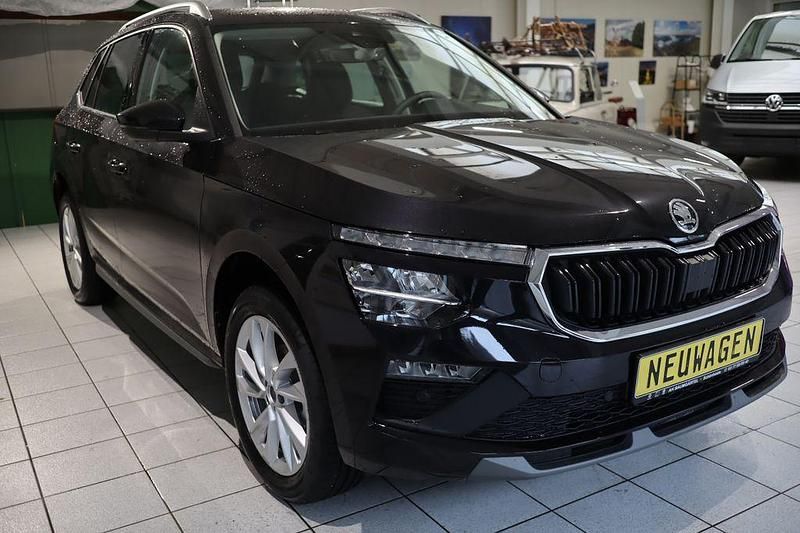 Neu Skoda Kamiq 116 PS (85 kW) 2026 Schwarz SUV