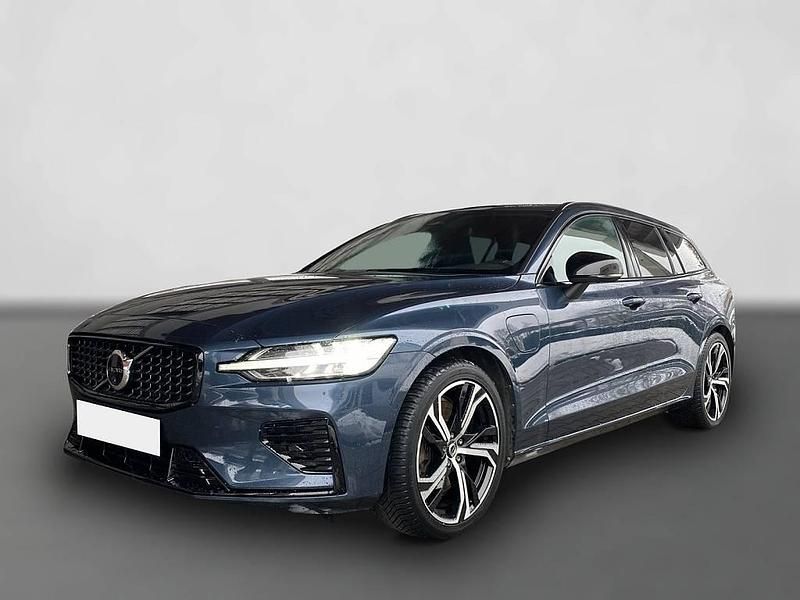 Gebraucht Volvo V60 Plus 455 PS (334 kW) 2022 Blau Kombi