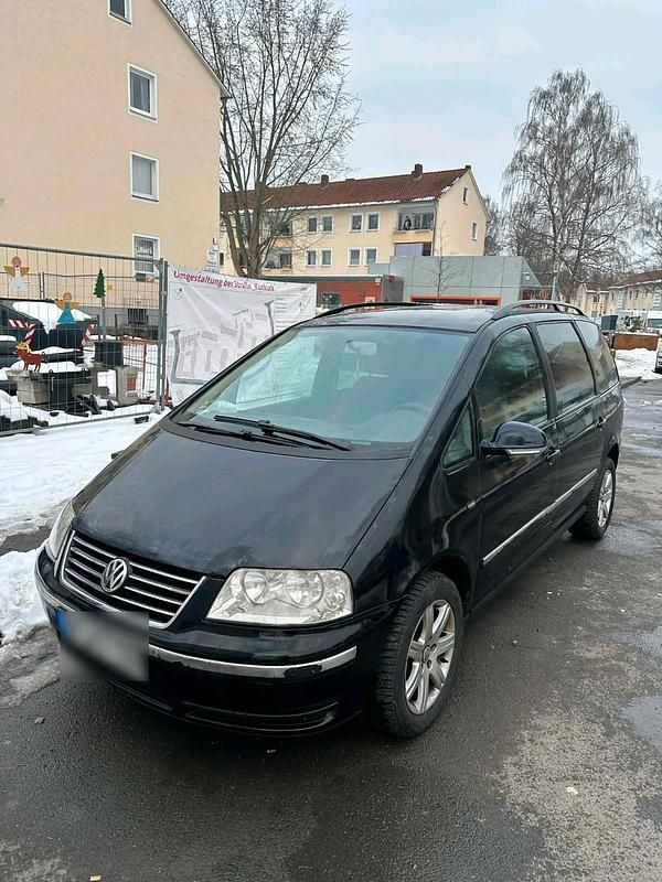 Gebraucht VW Sharan 131 PS (96 kW) 2005 Schwarz Van / Kleinbus