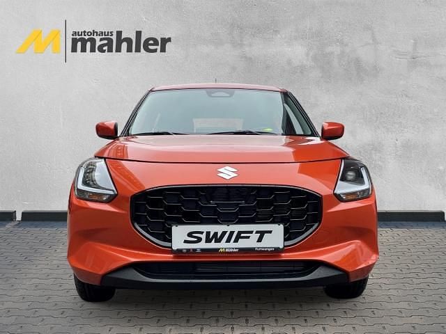 Neu Suzuki Swift Club 83 PS (61 kW) 2025 Orange Kleinwagen