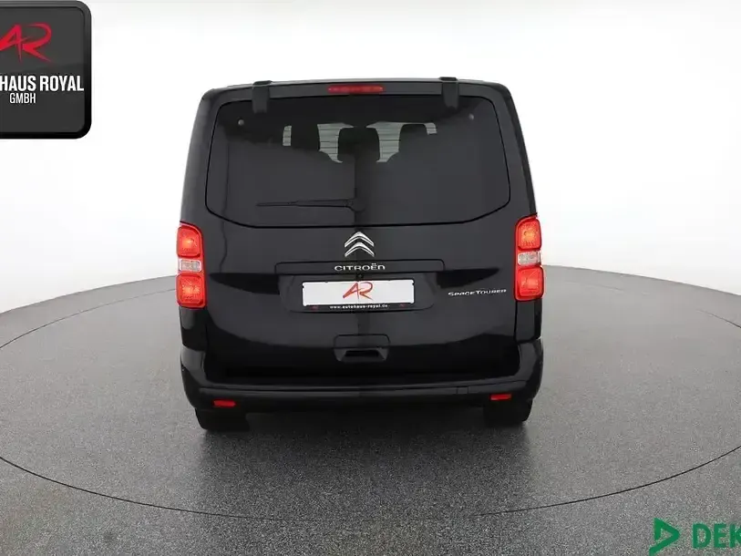 Käytetty Citroën Jumpy Shine 179 HP (131 kW) 2018 Musta Tila-auto