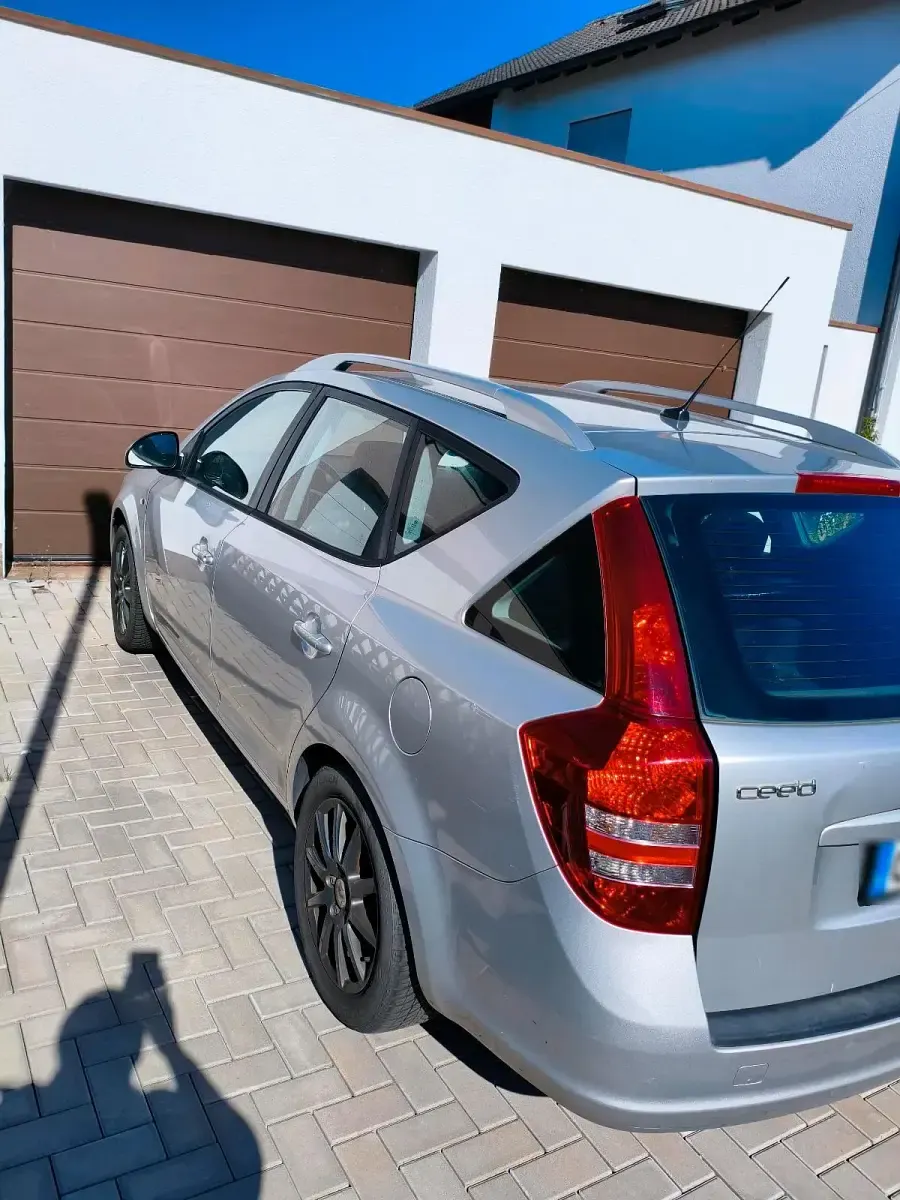 Gebraucht Kia Ceed 90 PS (66 kW) 2008 Kleinwagen