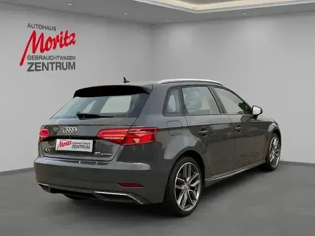 Gebraucht Audi A3 Sportback e-tron Sport 102 PS (75 kW) 2020 Andere Kleinwagen