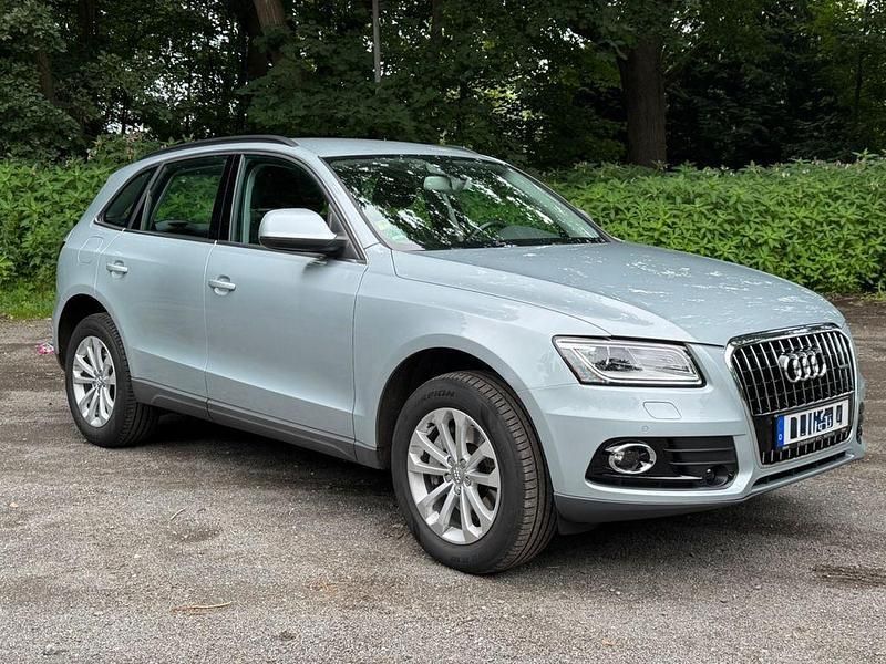 Grau Gebraucht 2014 Audi Q5 SUV | 19.200 € (Guter Preis) - Bild 1/4