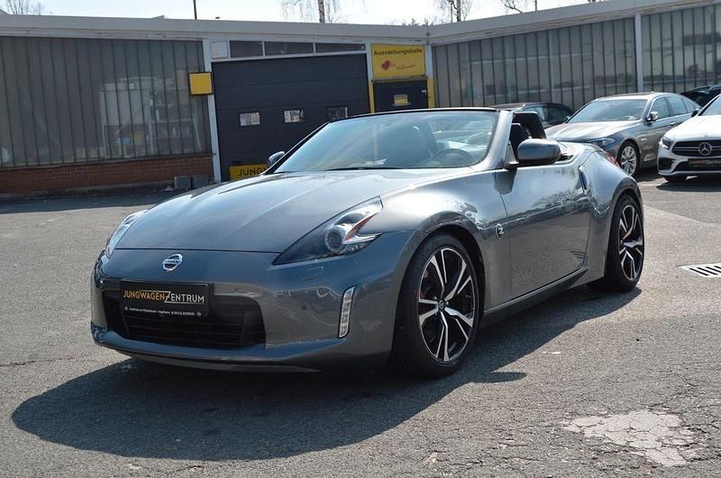 Gebraucht Nissan 370Z Pack 328 PS (241 kW) 2020 Grau Coupé