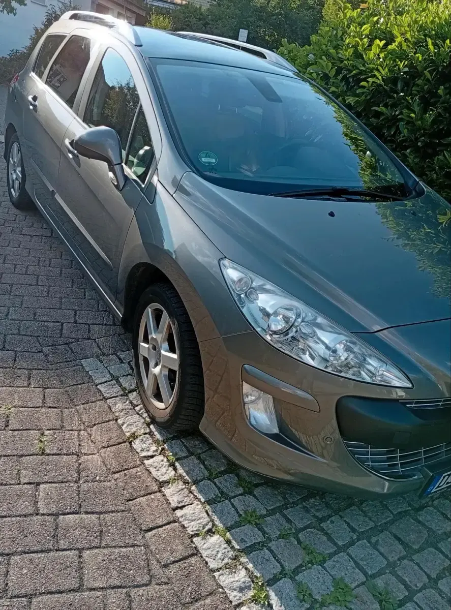 Gebraucht Peugeot 308 120 PS (88 kW) 2009 Grau Kombi