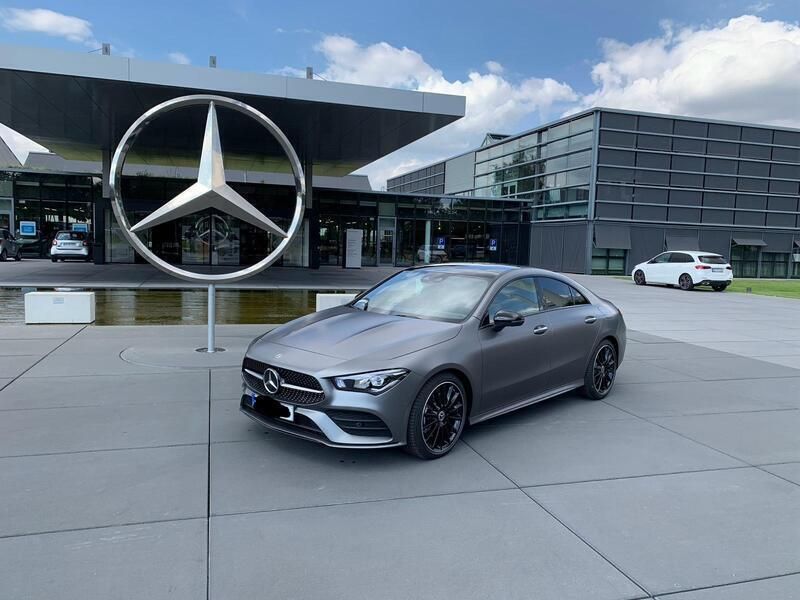 Andere außenfarben Gebraucht 2019 Mercedes CLA220 Limousine | 30.500 € (Teuer) - Bild 1/4