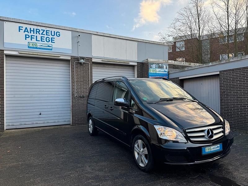 Schwarz Gebraucht 2012 Mercedes Viano Van / Kleinbus | 14.499 € (Fairer Preis) - Bild 1/4
