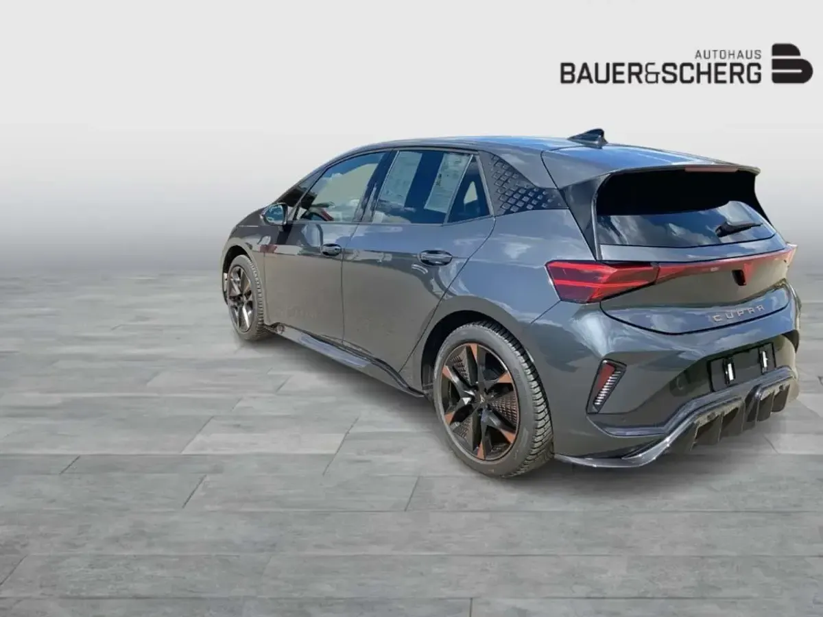 Neu Cupra Born 139 kW (190 PS) 2026 Timanfaya grau Kleinwagen