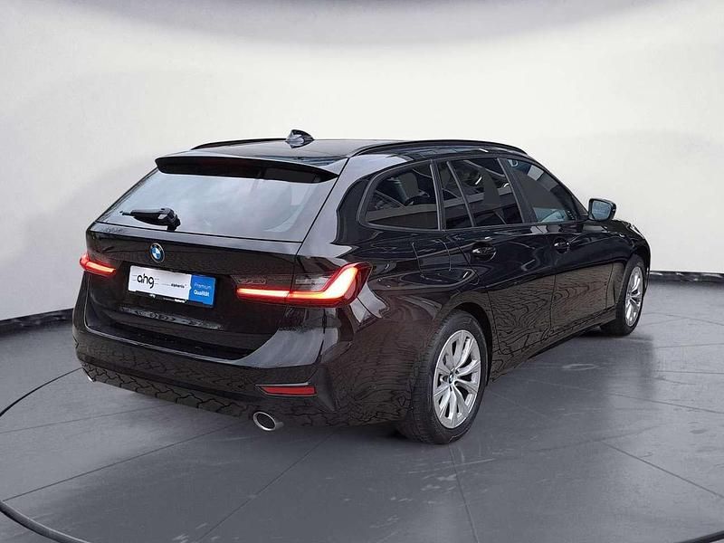 Gebraucht BMW 320 Advantage 190 PS (139 kW) 2022 Schwarz Kombi