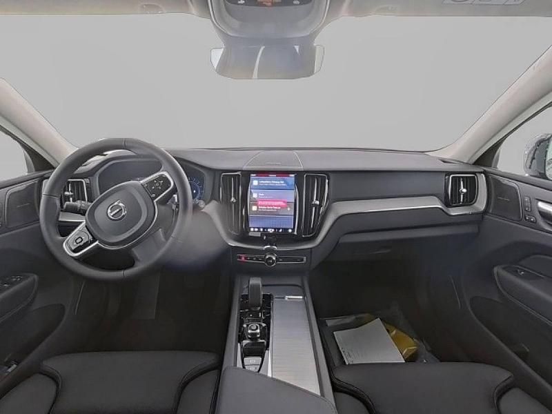 Gebraucht Volvo XC60 Plus 250 PS (183 kW) 2025 Grau SUV