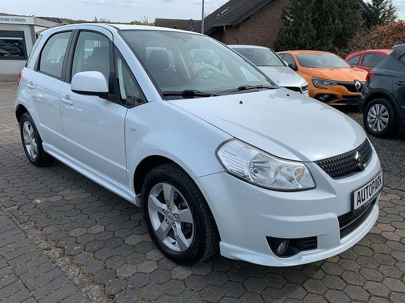 Gebraucht Suzuki SX4 Comfort 120 PS (88 kW) 2013 Weiß SUV