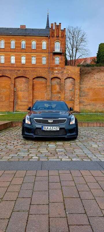 Grau Gebraucht 2015 Cadillac ATS Limousine | 28.900 € - Bild 1/4