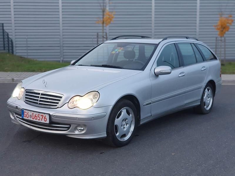 Gebraucht Mercedes C240 Avantgarde 170 PS (125 kW) 2004 Silber Kombi