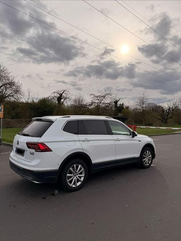 Gebraucht VW Tiguan Allspace 190 PS (139 kW) 2018 Weiß SUV
