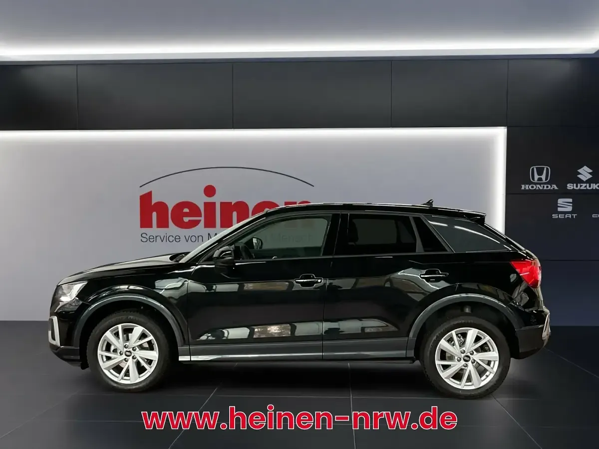 Second-hand Audi Q2 Advanced 150 CP (110 kW) 2025 Negru SUV
