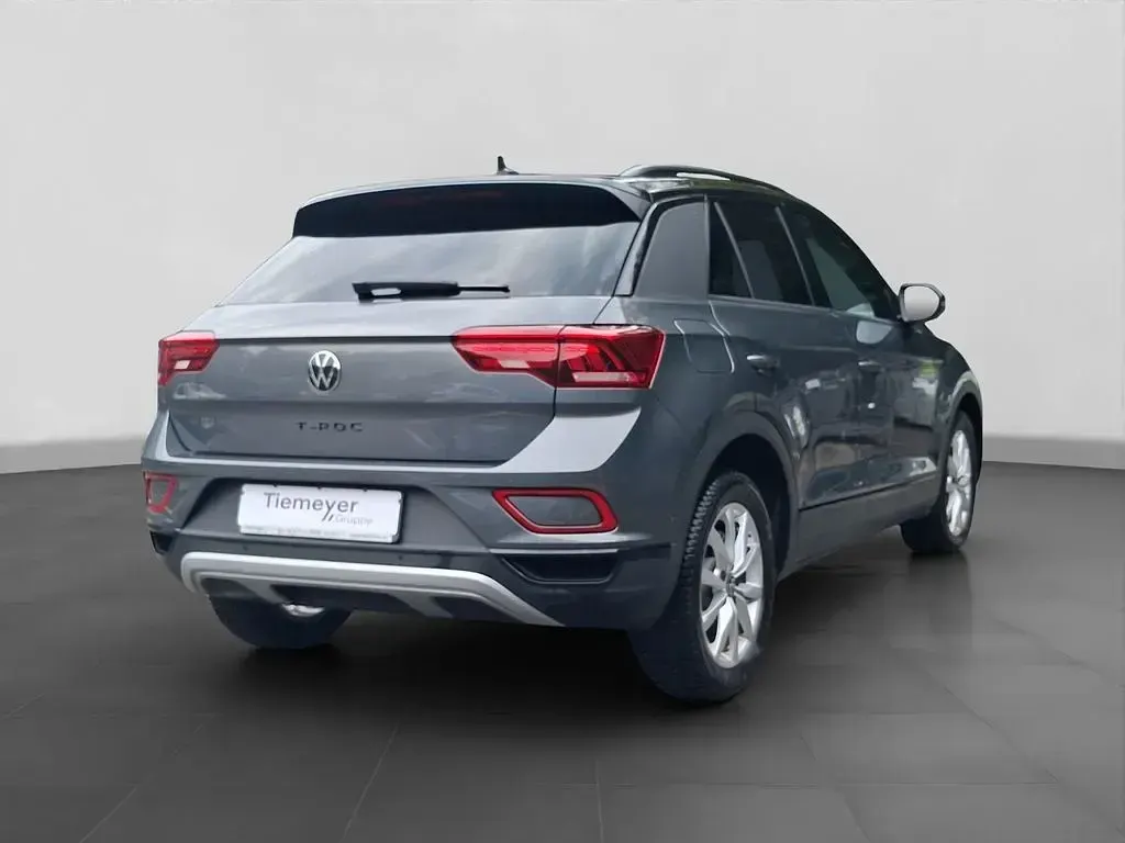 Gebraucht VW T-Roc Style 150 PS (110 kW) 2025 Grau SUV