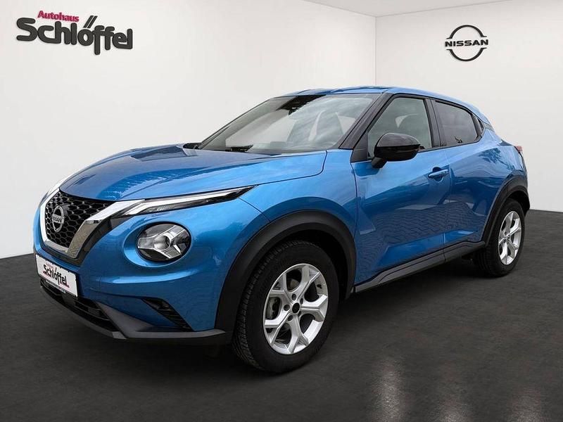 Blau Gebraucht 2021 Nissan Juke N-Connecta SUV | 15.990 € (Fairer Preis) - Bild 1/4