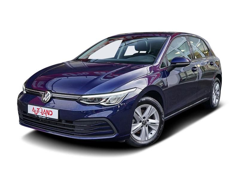 Blau Gebraucht 2021 VW Golf VIII Life | 20.490 € (Fairer Preis) - Bild 1/4