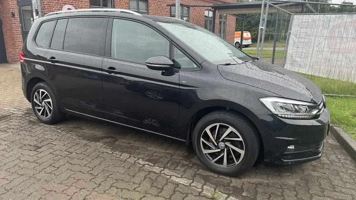 Gebraucht VW Touran Join 150 PS (110 kW) 2019 Schwarz Van / Kleinbus