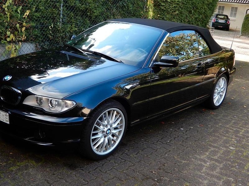 Gebraucht BMW 320 Cabriolet Exclusive 170 PS (125 kW) 2006 Schwarz Cabrio