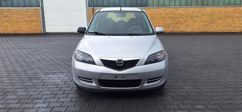 Gebraucht Mazda 2 80 PS (58 kW) 2006 Silber Kleinwagen
