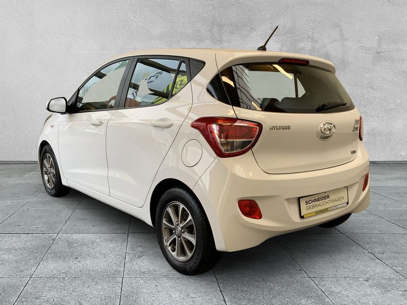 Gebraucht Hyundai i10 Edition 87 PS (63 kW) 2014 Weiß Kleinwagen