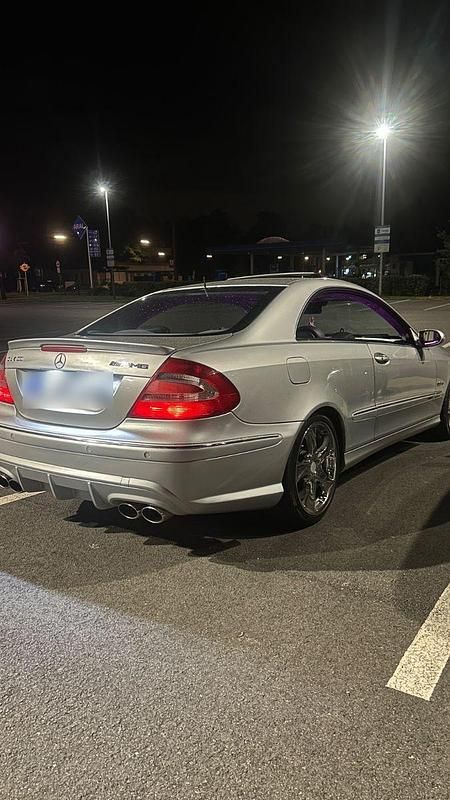Silber Gebraucht 2004 Mercedes CLK500 Avantgarde Coupé | 7.750 € (Superpreis) - Bild 1/4