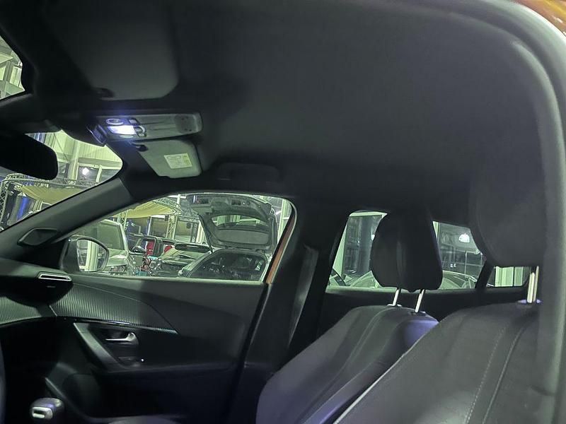 Gebraucht Peugeot 2008 Allure 101 PS (74 kW) 2023 Orange SUV